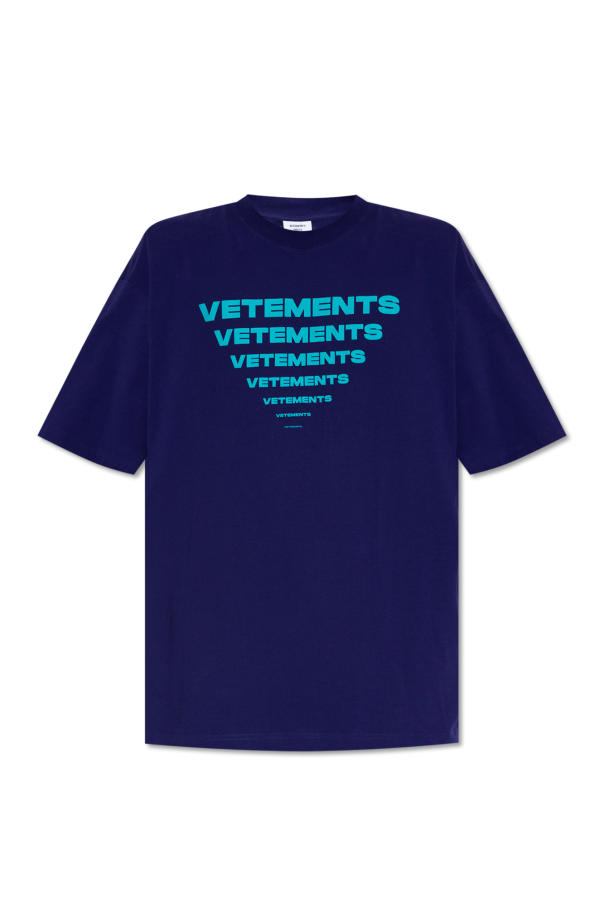 VETEMENTS Puma Essentials Svart t-shirt med liten logga