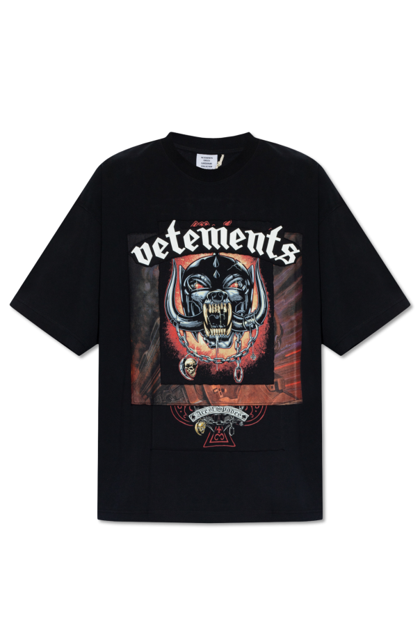 Choose an outfit that reflects your style od VETEMENTS