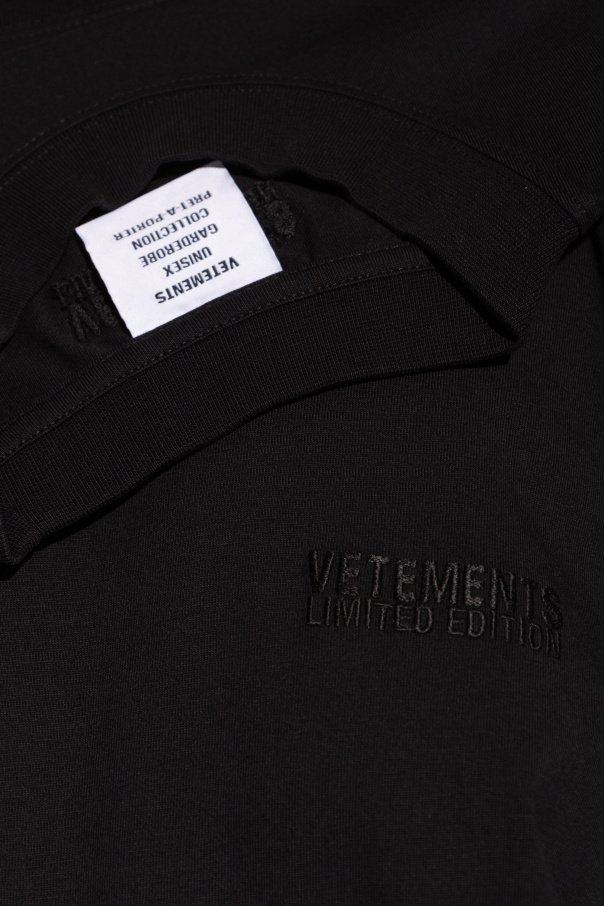 VETEMENTS T-shirt with decorative finish