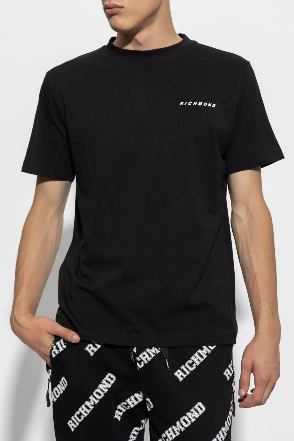 John Richmond Nike Sportswear Essential Kadın Beyaz Tu002DShirt