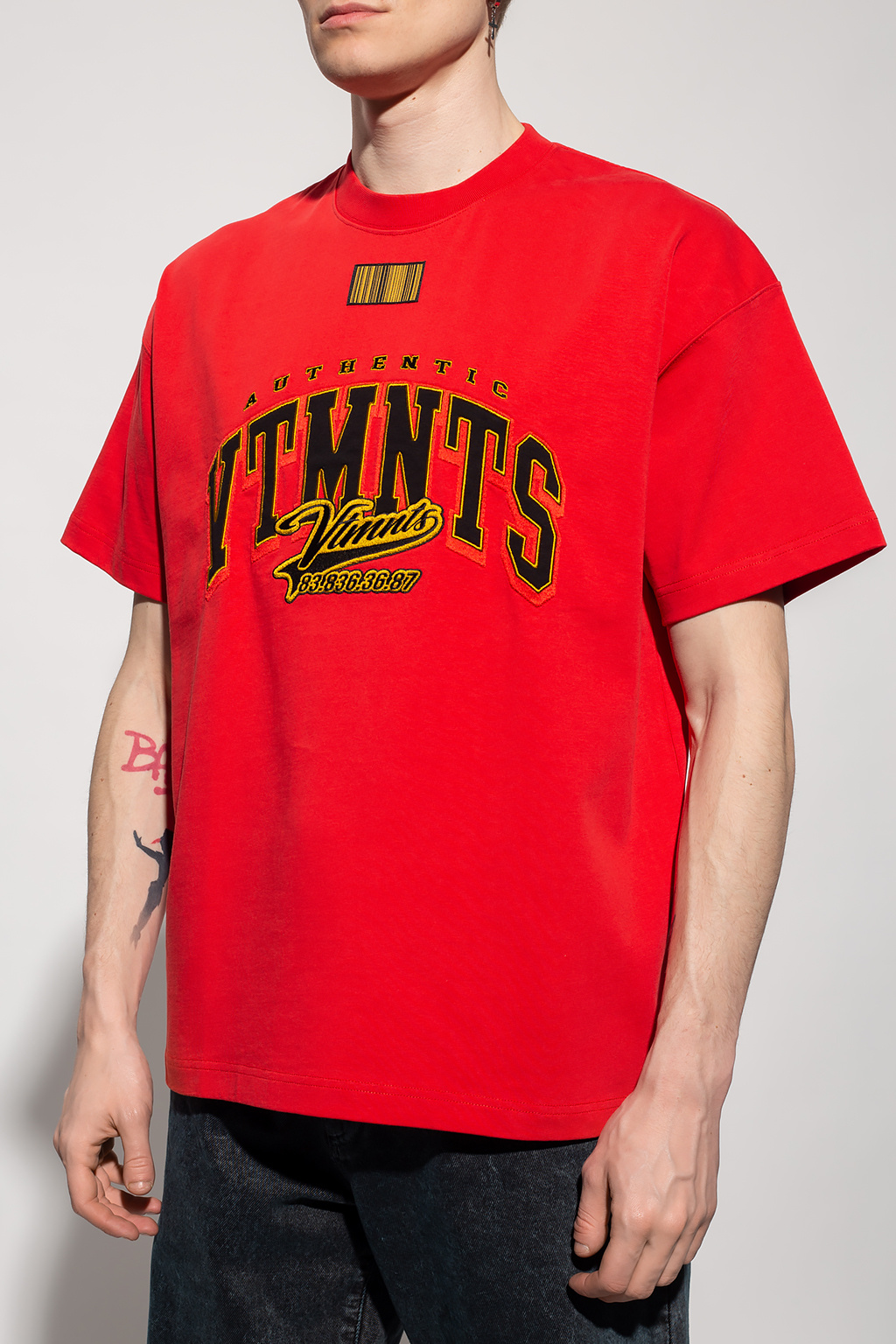 VTMNTS T-shirt with short sleeves