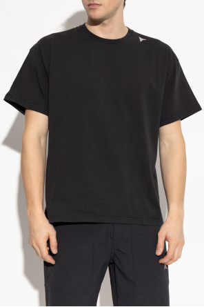 ROA T-shirt with logo