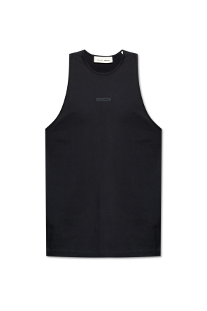 Sleeveless T-shirt