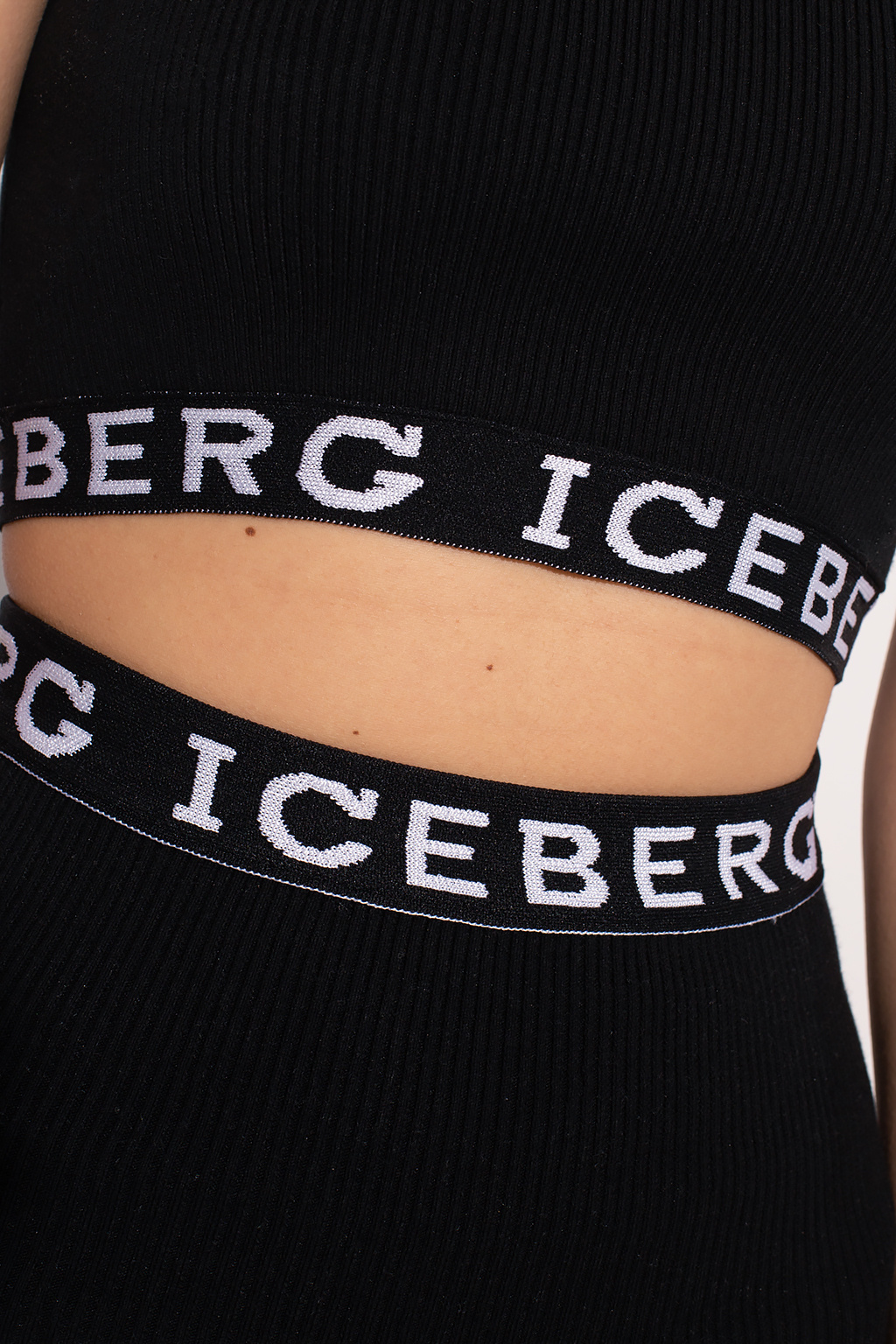 Iceberg Check out our suggestions for the perfect Valentines Day gift for him