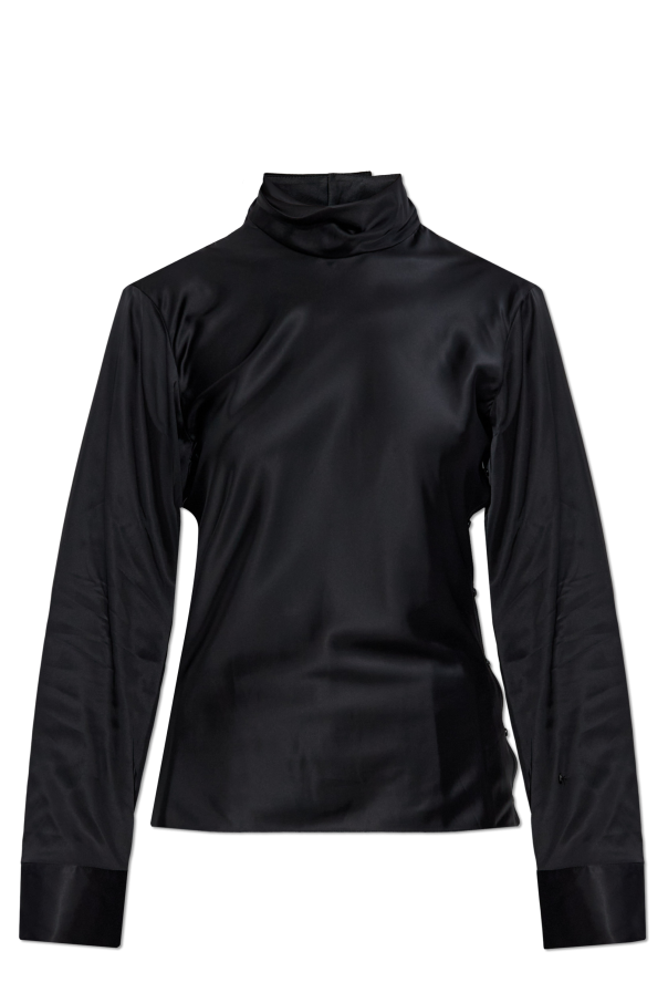Top with a stand-up collar od Courrèges