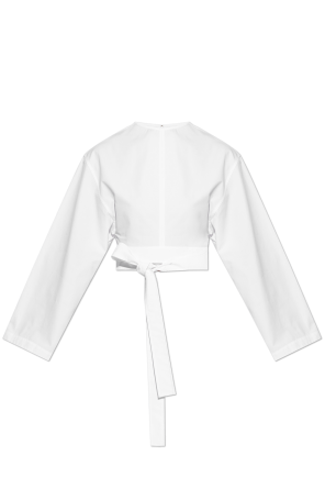 Top corto con lazo decorativo