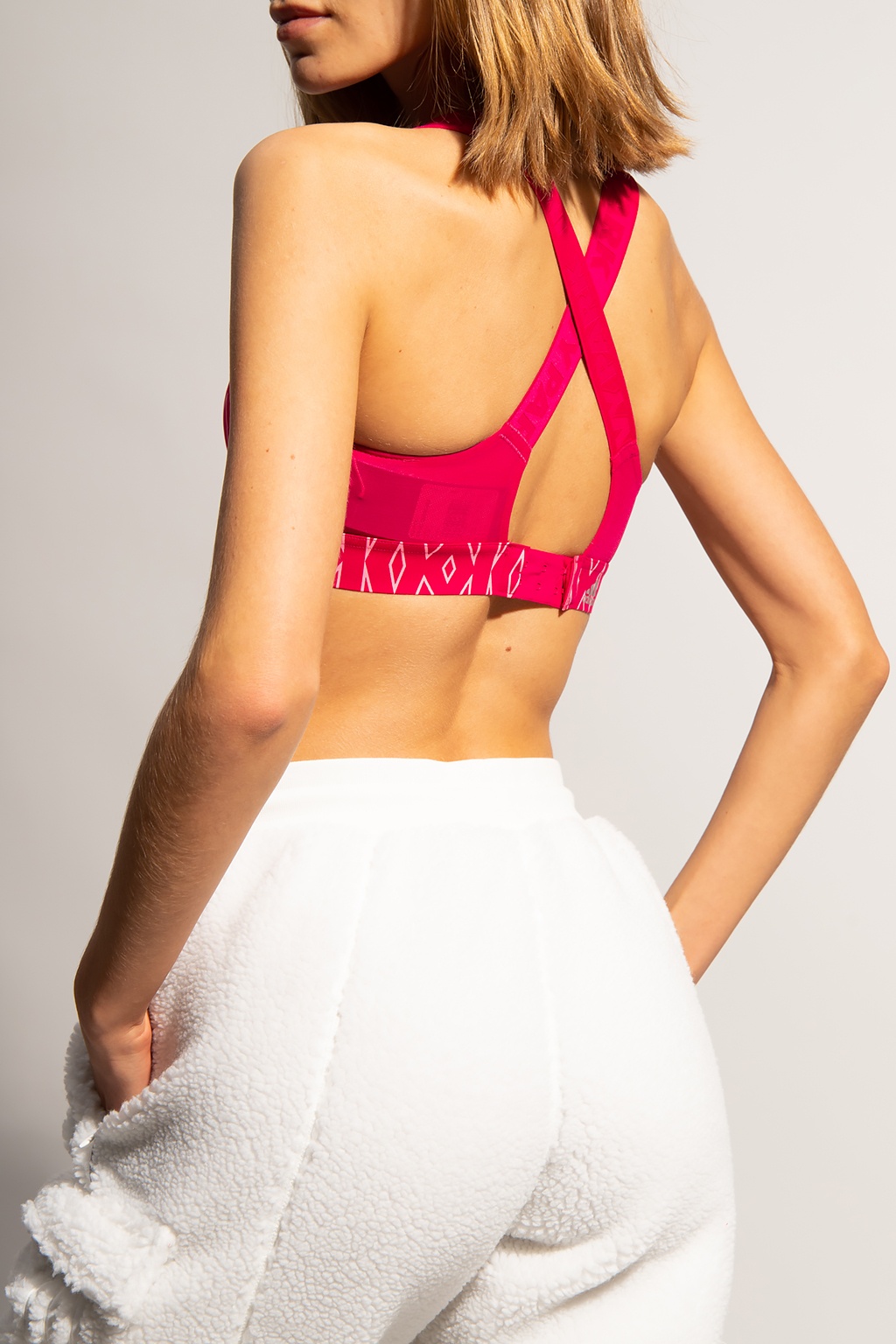 Nike Training Indy Logo Bra In Pink