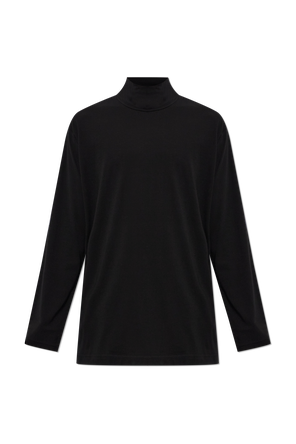 T-shirt with a stand-up collar
