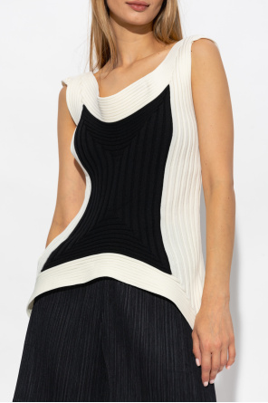 Issey Miyake Sleeveless top