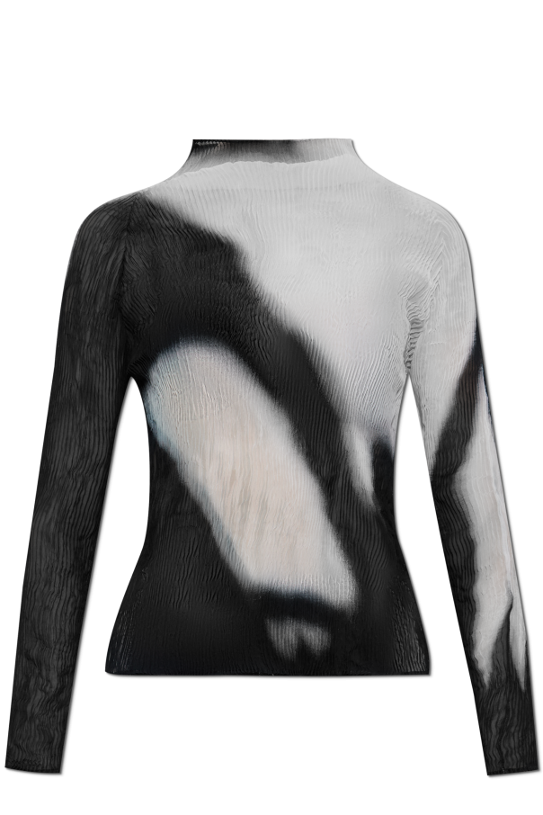 Pleated top od Issey Miyake