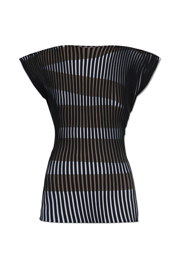 Pleated top od Issey Miyake