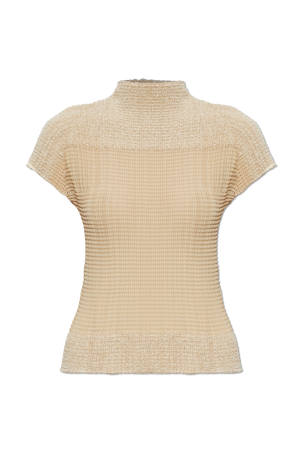 Pleated top od Issey Miyake