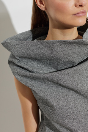 Issey Miyake Top sem mangas