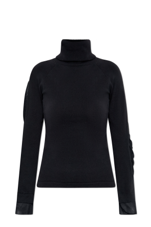 Long-sleeve turtleneck