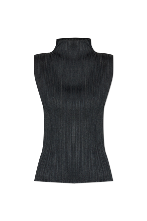 Sleeveless pleated top