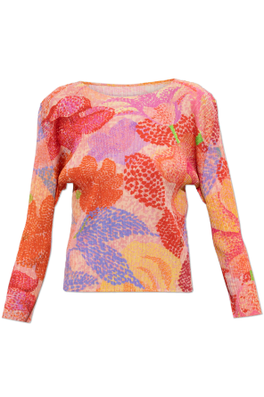 Pleated top