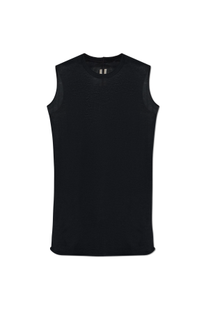 Sleeveless T-shirt