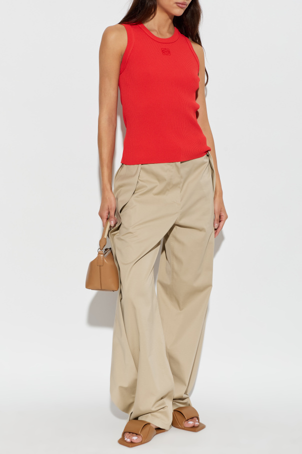 Loewe Top z logo
