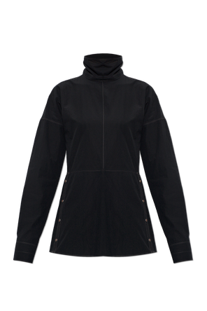 Top con cuello alto