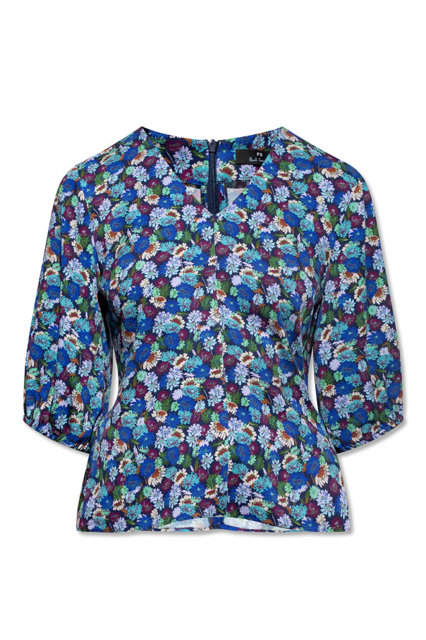 Choose your favourite model for autumn that will accentuate any look Top with floral motif