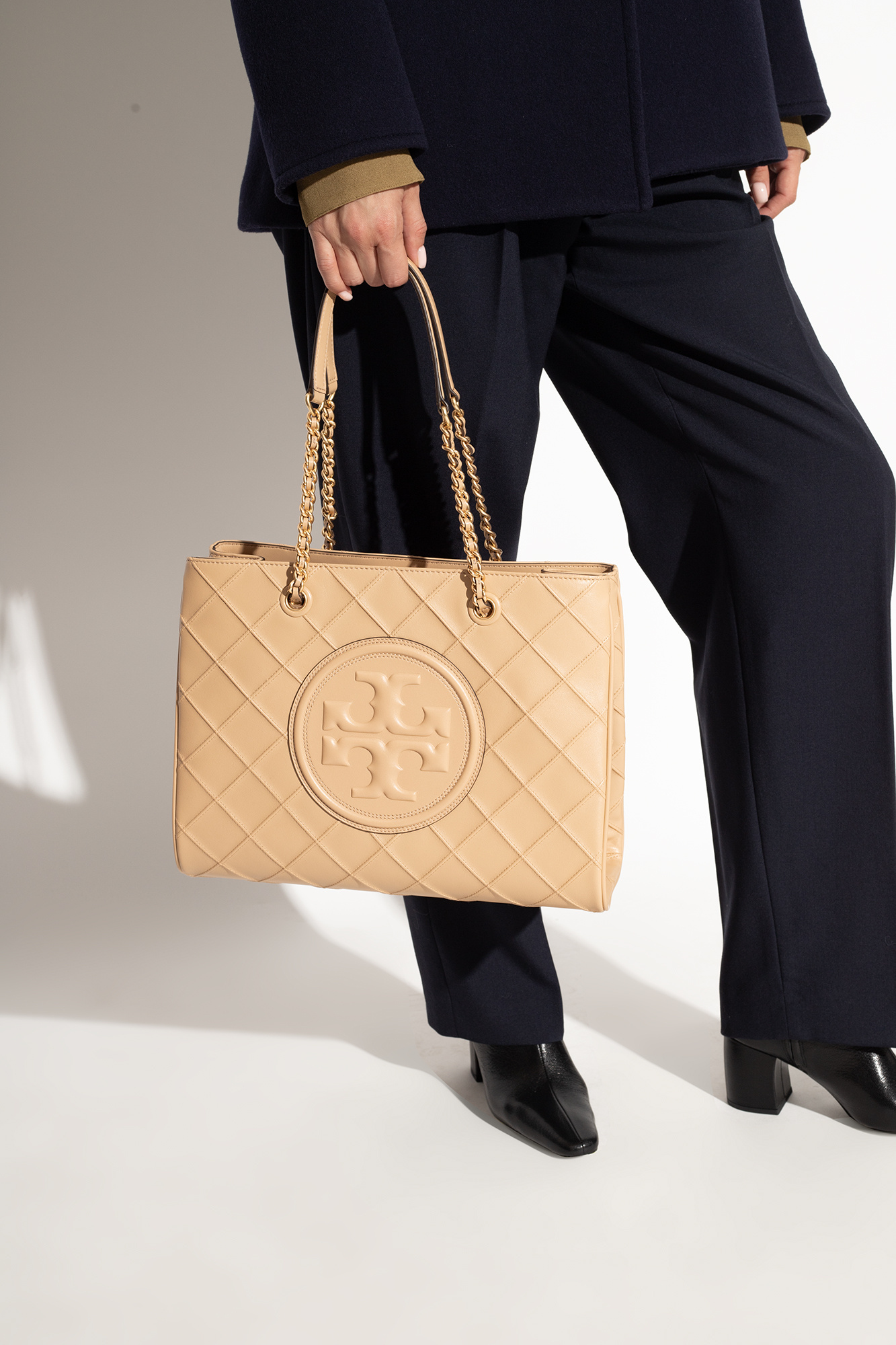 Tory Burch ‘Fleming’ Quilted Shopper Bag Women's Beige | Vitkac