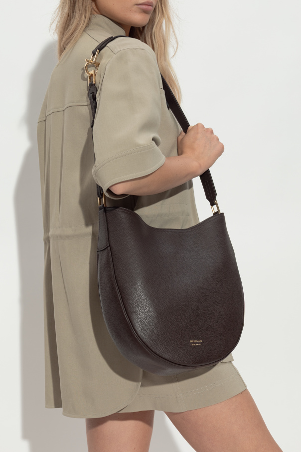 FERRAGAMO Bolso de hombro "Noth-South Hobo Medium"