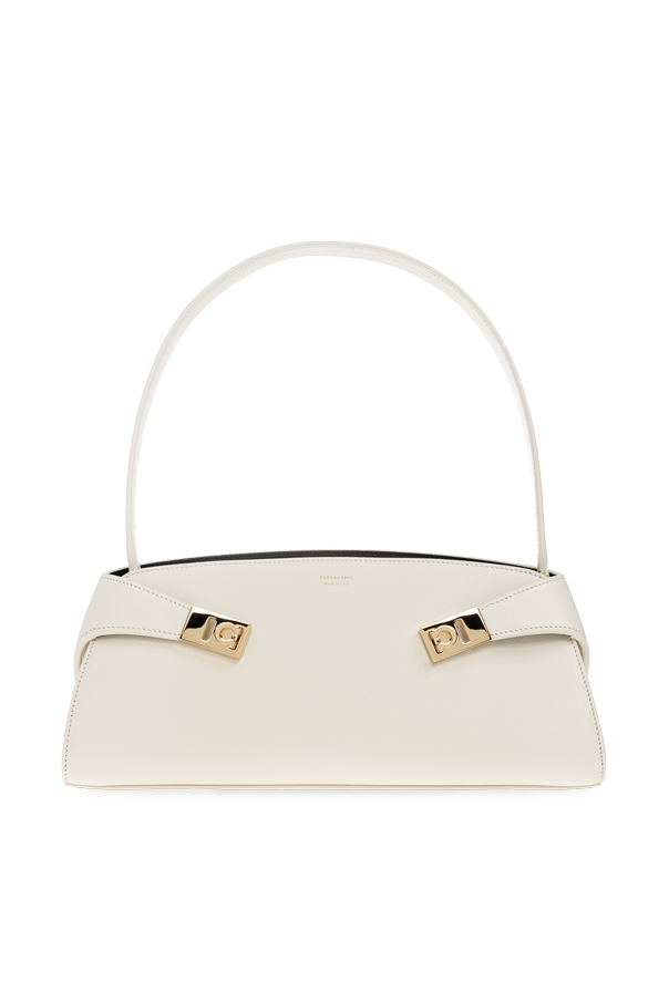 Leather bag 