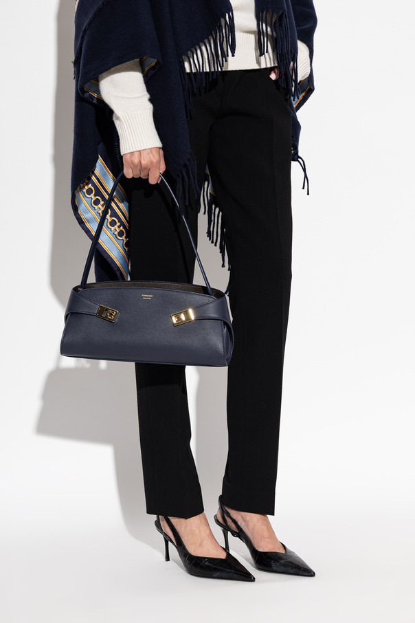 FERRAGAMO Mala ‘Hug’