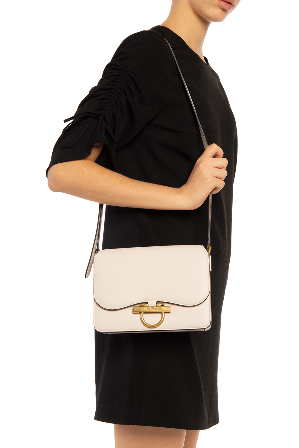 Salvatore Ferragamo 'Joanne' shoulder bag | Women's Bags | Vitkac