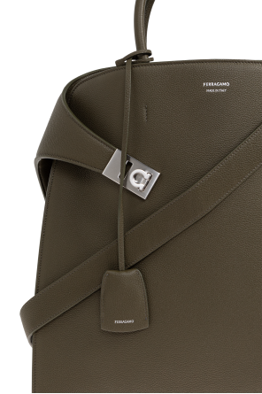 FERRAGAMO Bolso de mano de cuero "Hug"