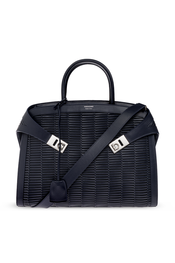 ‘Hug’ Bag od FERRAGAMO