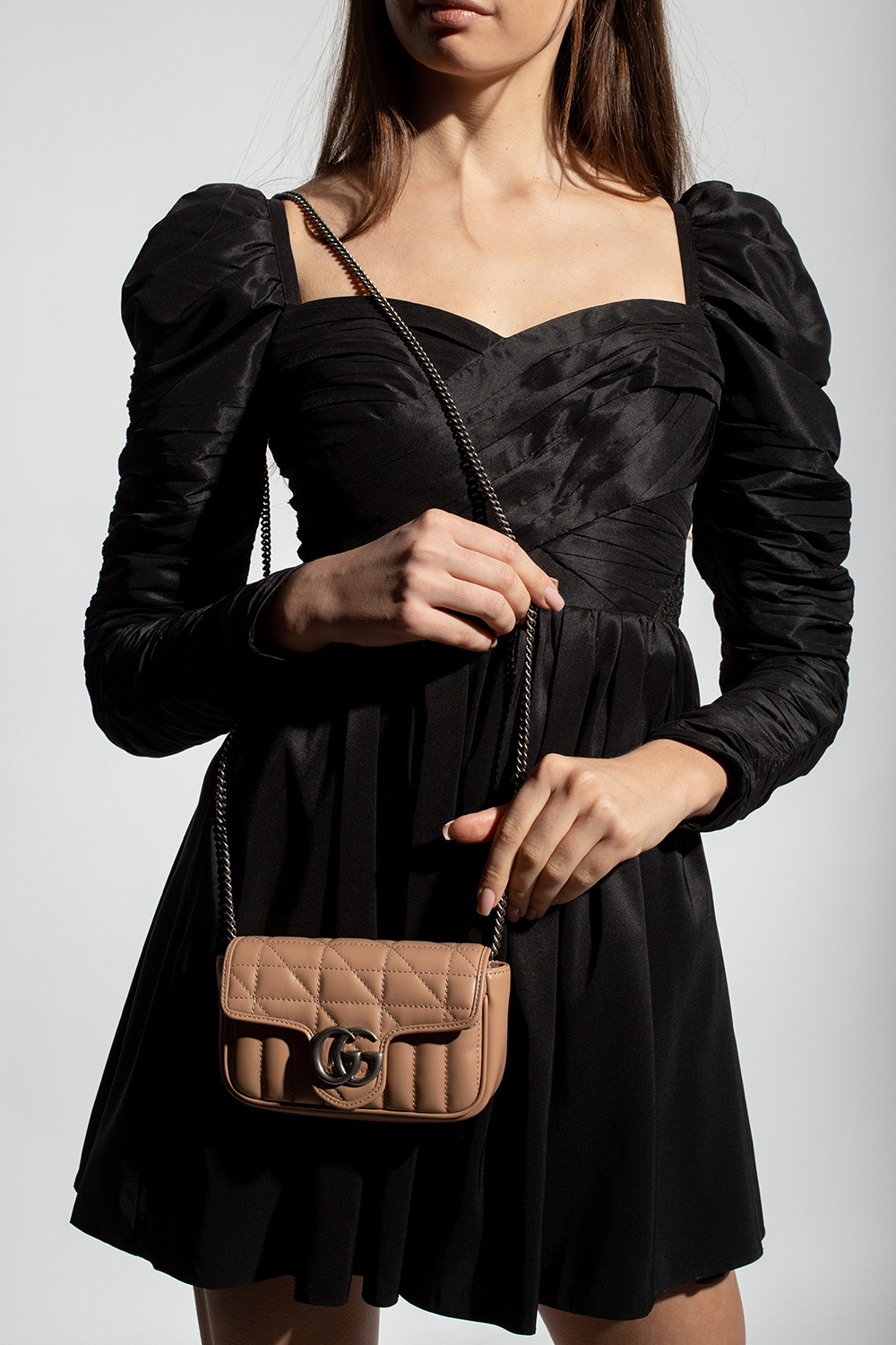 Gucci вінтажна сумка, IetpShops, Gucci 'GG Marmont Super Mini' shoulder  bag
