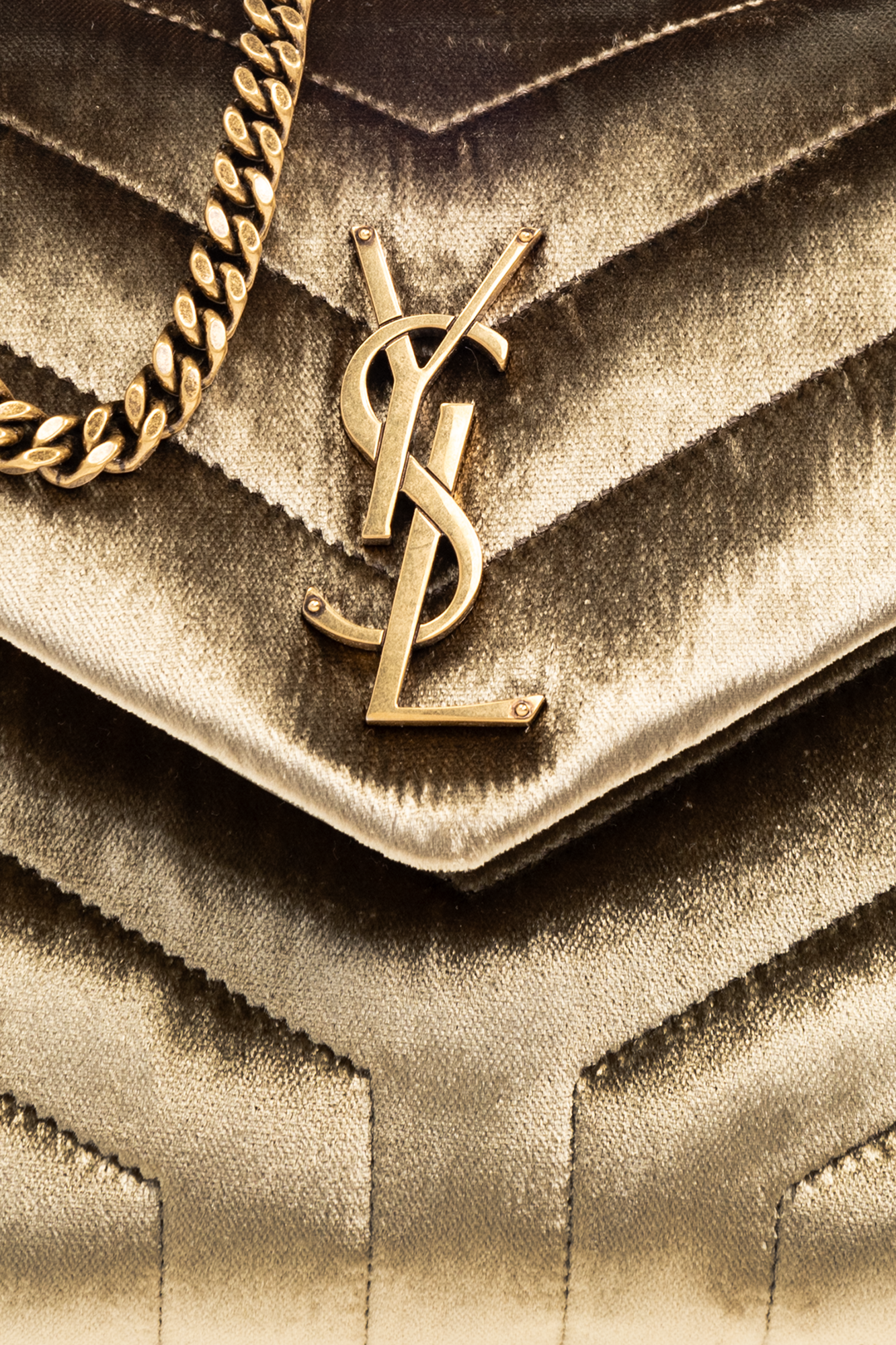 Saint Laurent ‘Loulou Small’ shoulder bag