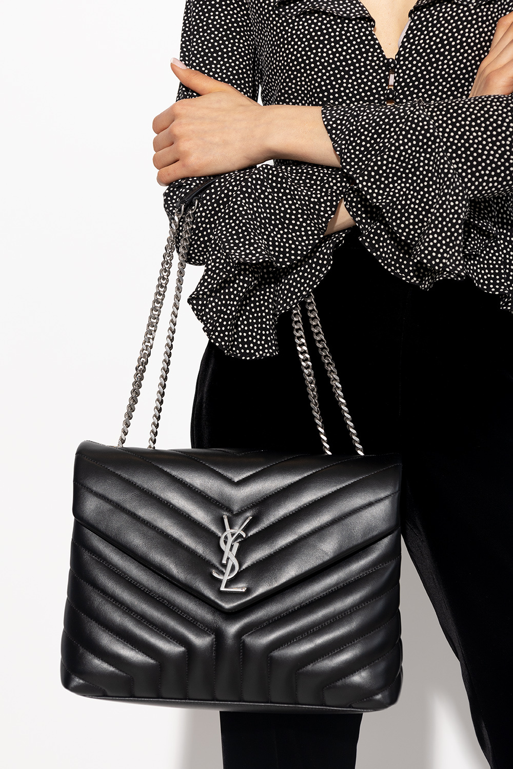 Saint Laurent ‘Loulou’ quilted shoulder bag