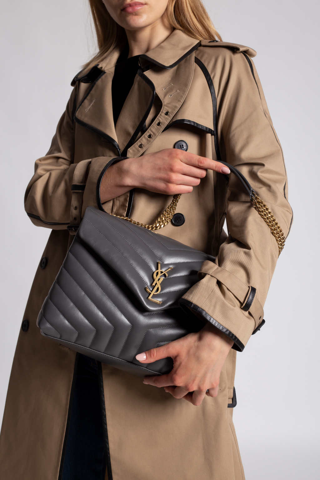 Saint Laurent ‘Loulou Medium’ Shoulder Bag Women's Grey | Vitkac