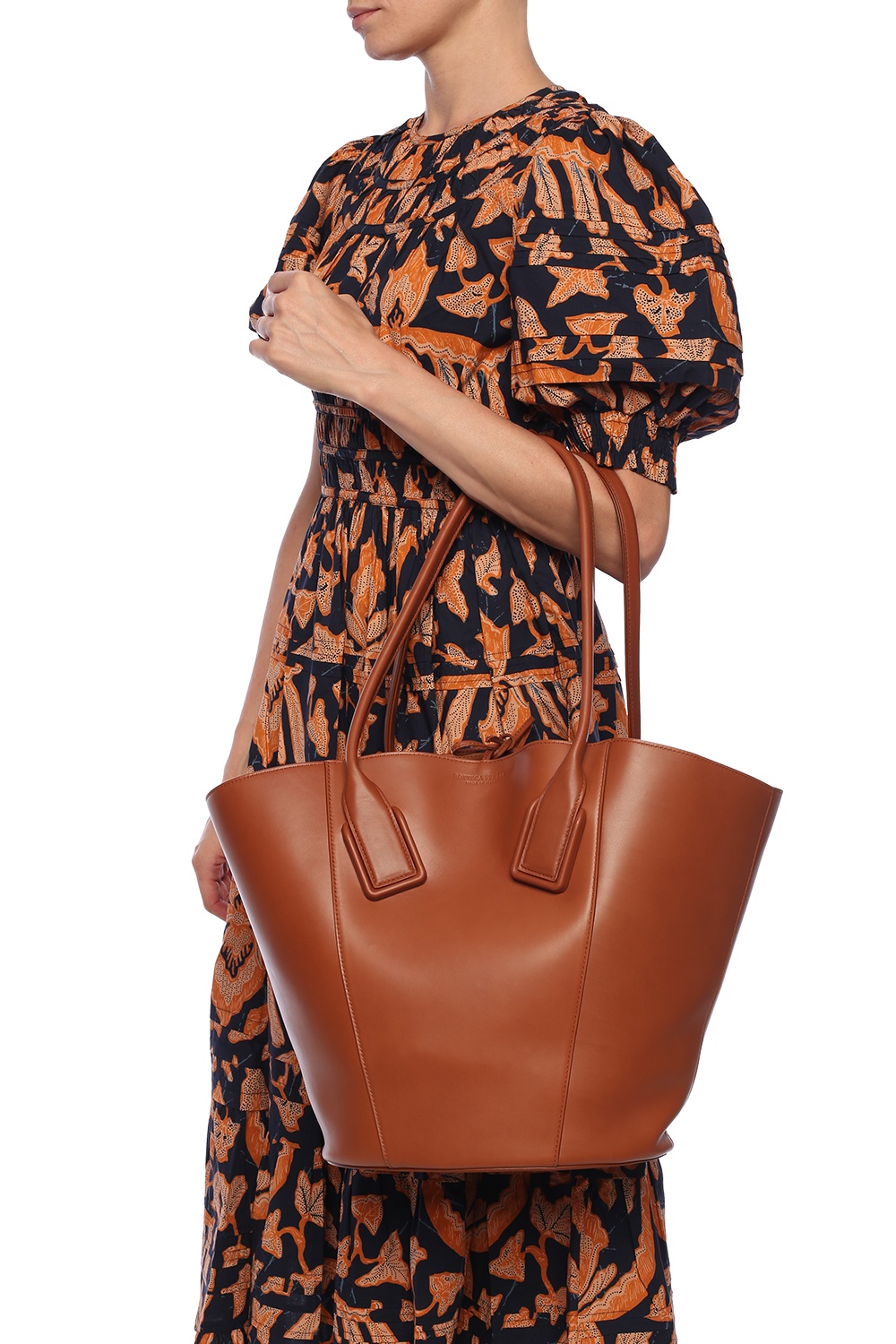 Bottega Veneta Roma Handbag in Brown Intrecciato Leather