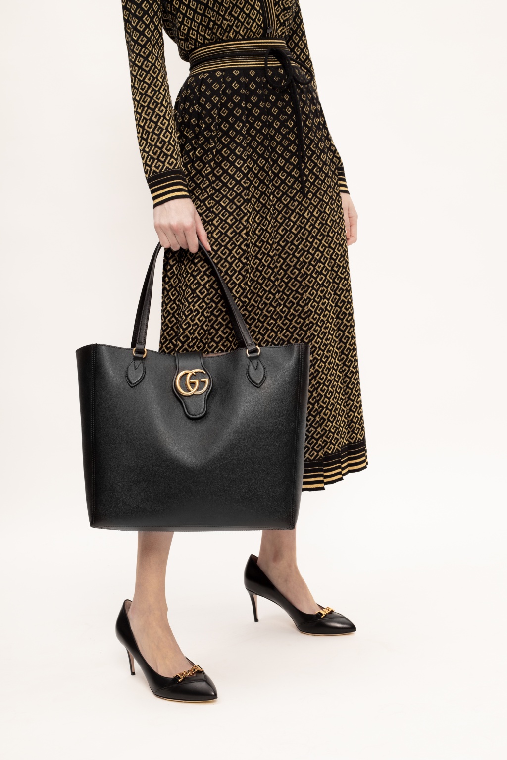Gucci Leather Dahlia Tote Bag in Black