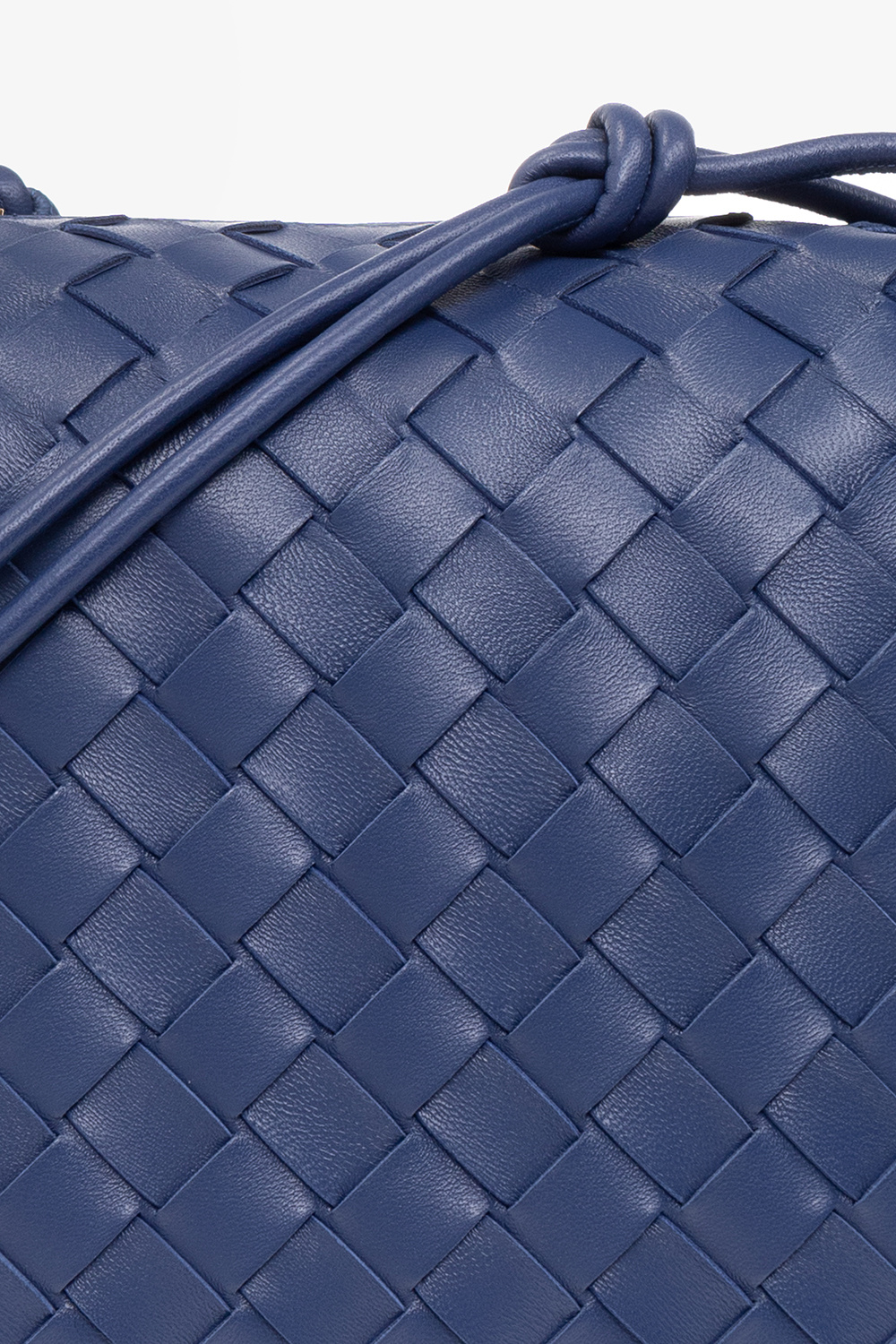 Bottega Veneta Tie Intrecciato Leather Shoulder Bag - Blue