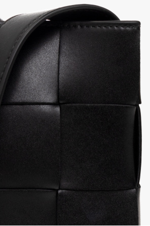 Bottega modelo Veneta Phone pouch with strap