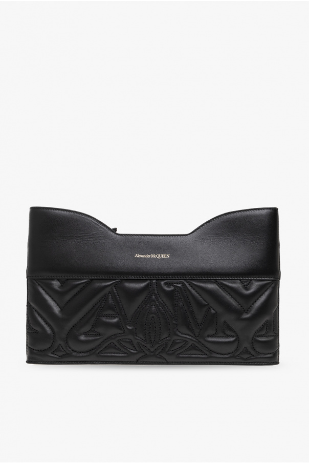 ‘The Bow’ quilted clutch od Alexander McQueen