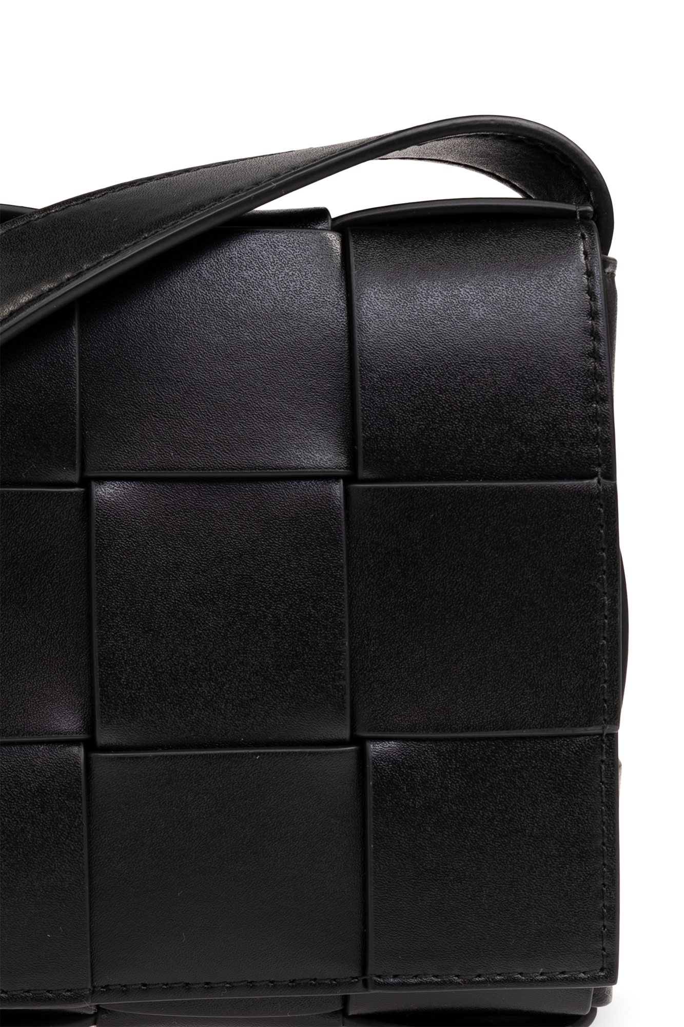 Bottega Veneta ‘Cassette Medium’ shoulder bag