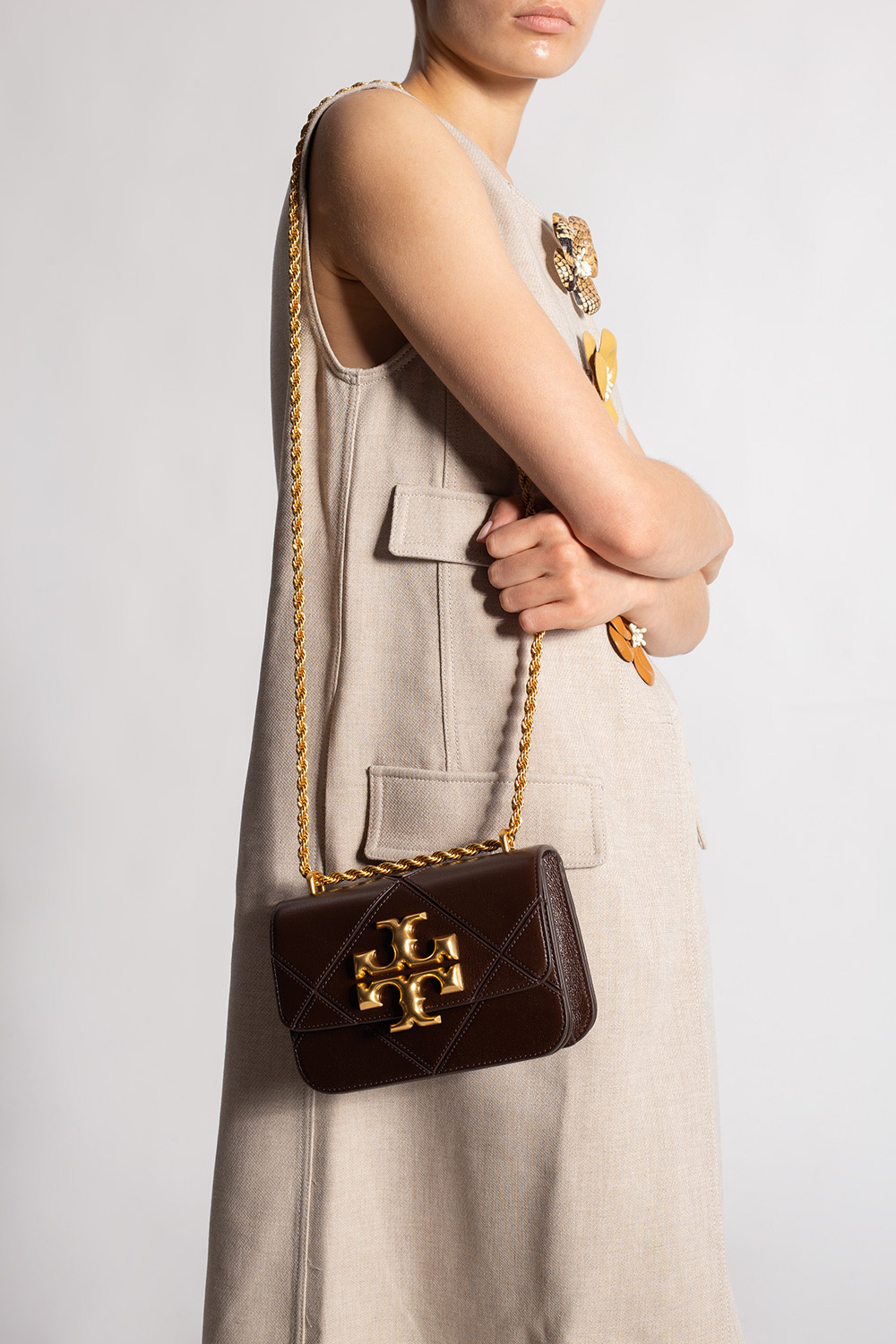 Eleanor Small' shoulder bag Tory Burch - Tila March Annabelle crescent  leather clutch bag - IetpShops Liberia