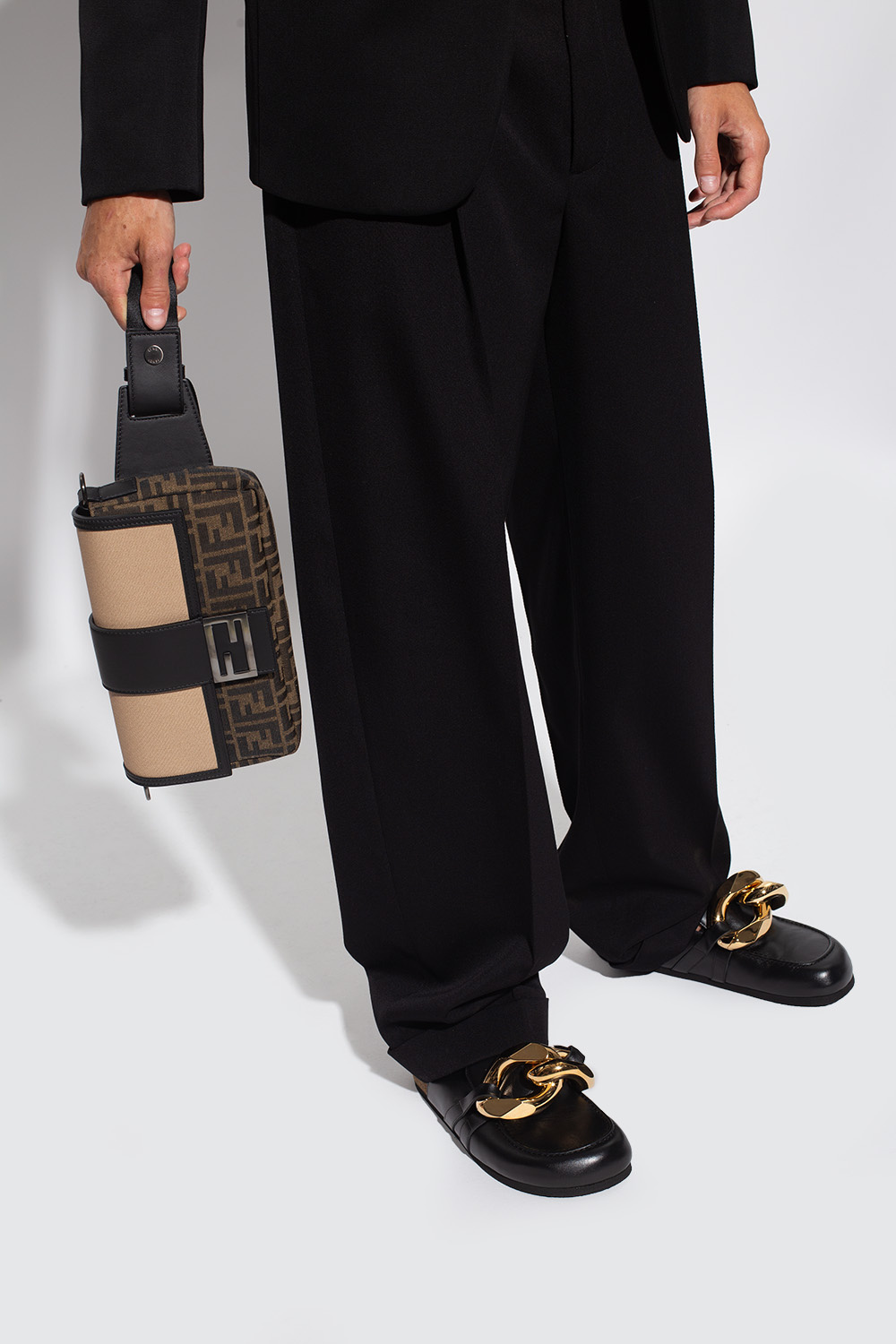 Fendi skirt fendi Peekaboo large model handbag in black leather