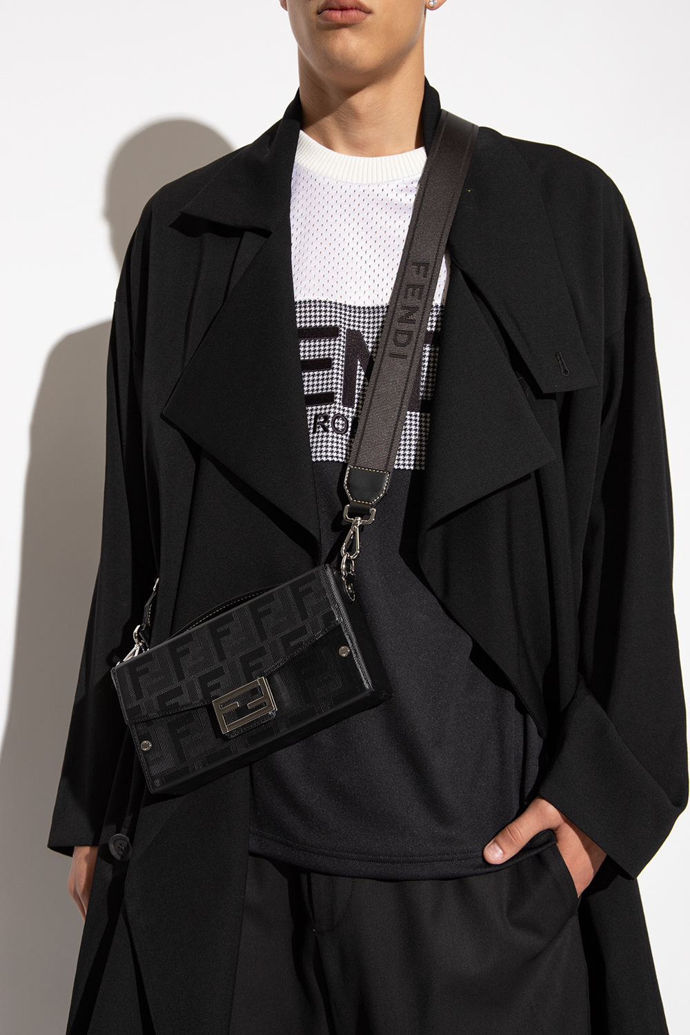 Fendi ‘Baguette’ shoulder bag with logo