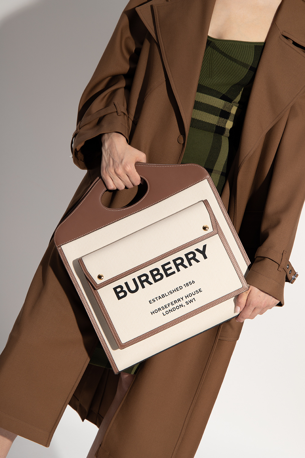 Burberry ‘Pocket Medium’ shoulder bag