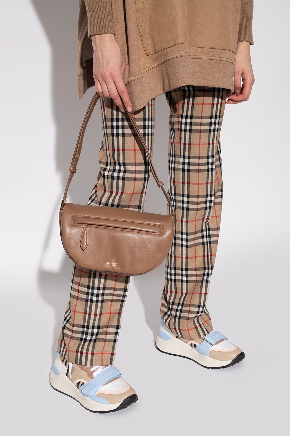 Burberry ‘Olympia Small’ sol bag