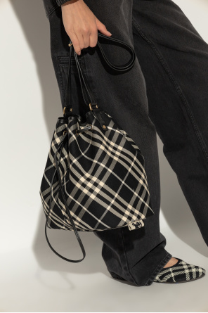 ‘bucket’ shoulder bag od Burberry