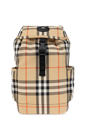 Mochila con parche con logo