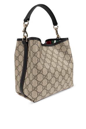 Gucci Handtasche GG Emblem Mini