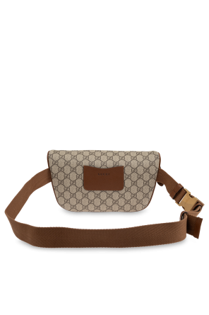 Gucci Riñonera "GG Emblem Medium"